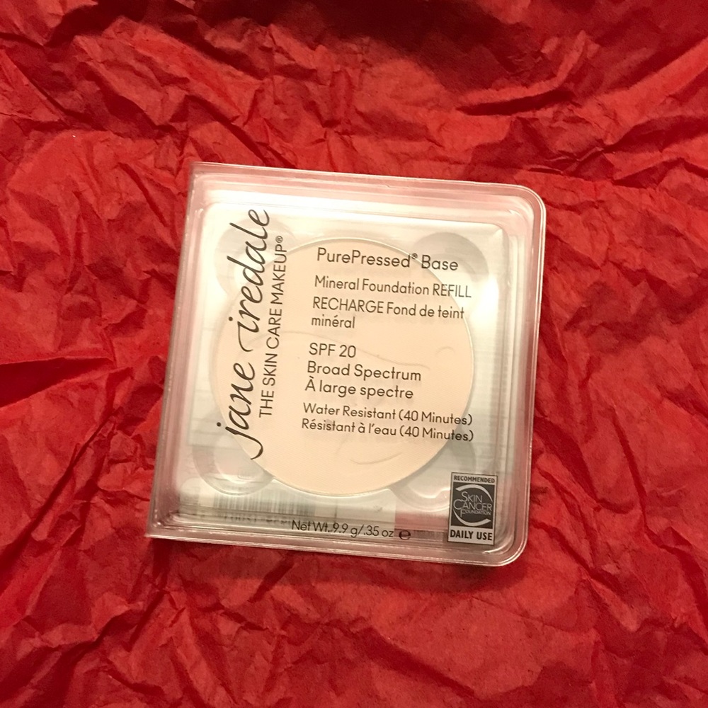 Jane Iredale pressed powder